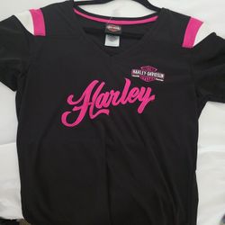 Womens Medium Harley Davidson Shirt