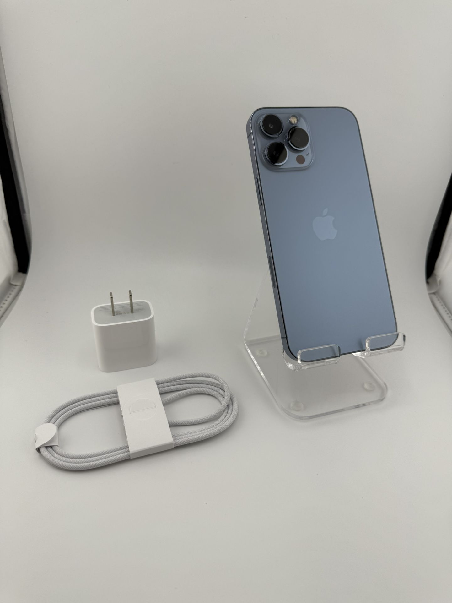 Apple iPhone 13 Pro Max 256GB (Unlocked) Blue