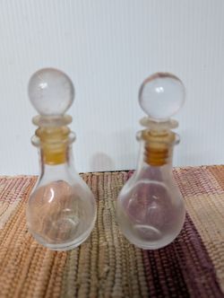 Vintage Art Deco Clear Glass Perfume Bottle