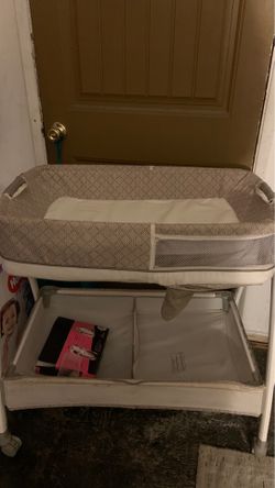 Change table/ bassinet