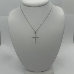 Necklace 14k White Gold Crucifix 