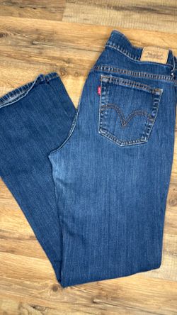 Levi’s 515 Women’s Bootcut Jeans – Size 8 Medium – Dark Wash