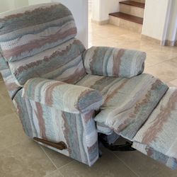 Very nice Rocking Chair