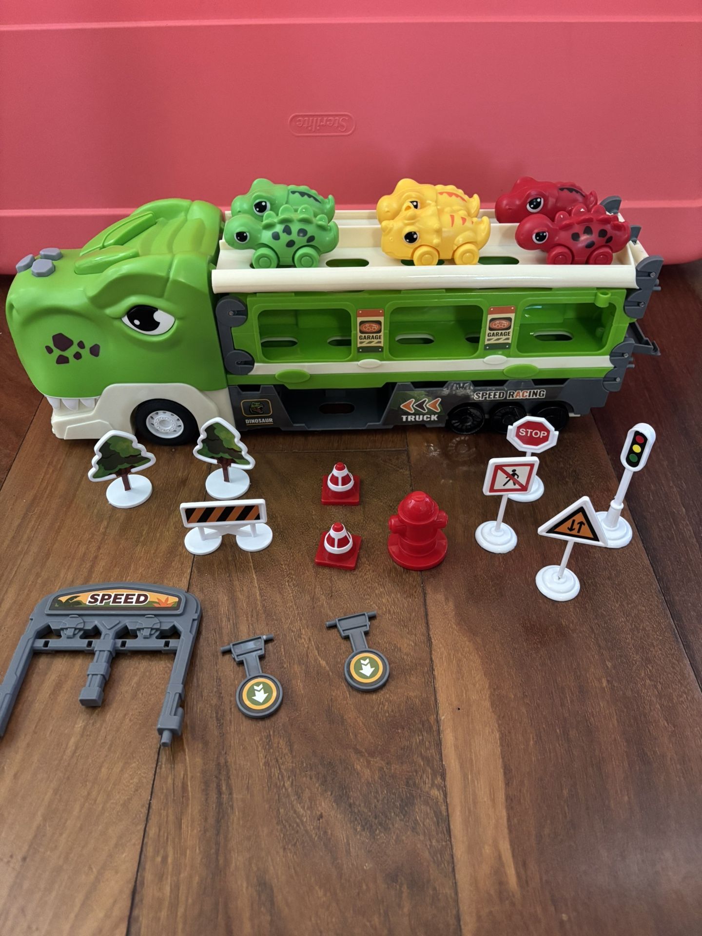 Dinosaur Car Carrier Race Track w. Sounds