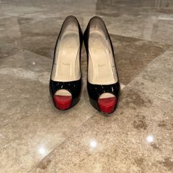 Christian Louboutin Elegant Black and Red Peep-Toe Heels
