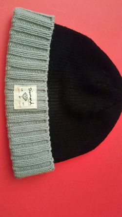 Diamond supply beanie
