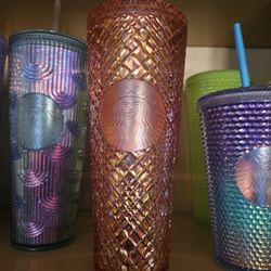 Starbucks Cups 