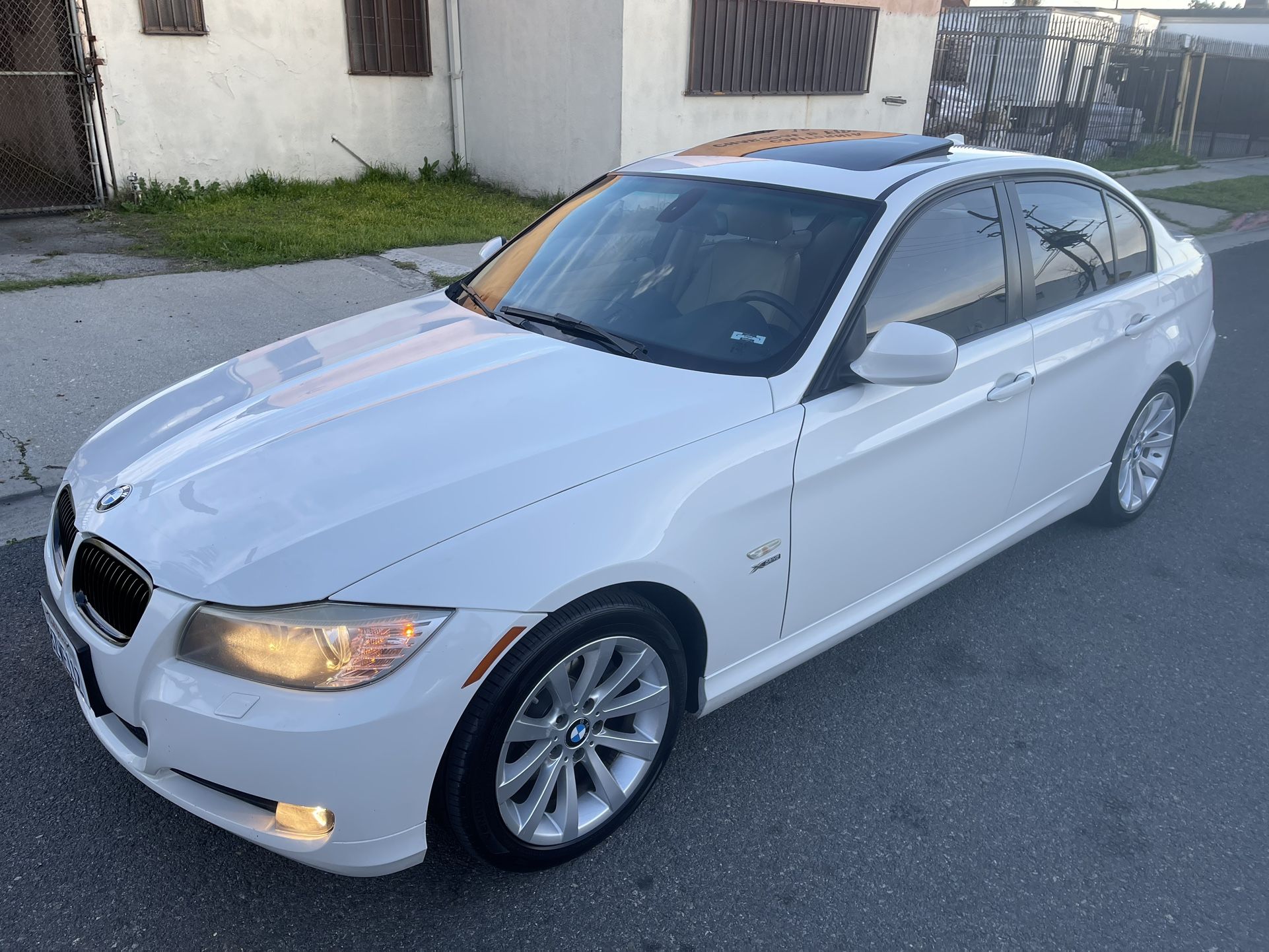 2011 BMW 328 for Sale in Los Angeles, CA - OfferUp