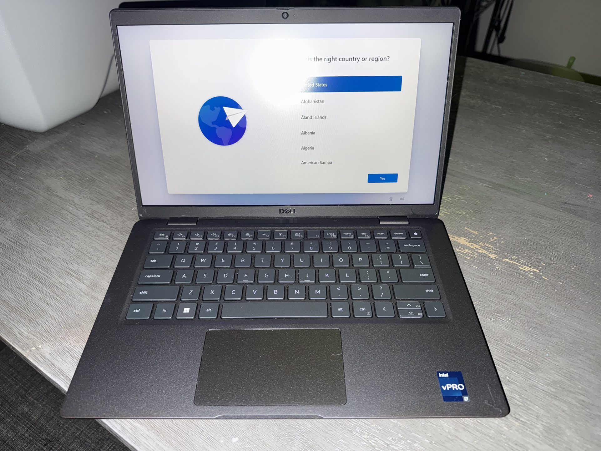 Dell Latitude 7330