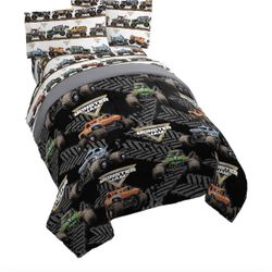 Monster Jam Comforter Set Twin size