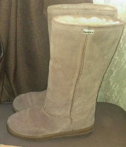 4 pairs of Boots (size 8)