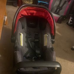 Even Flu Baby Car Seat Price 25$.  Pick Up Only In. E. Side. 72. and. Grandview. E.  Tacoma 
