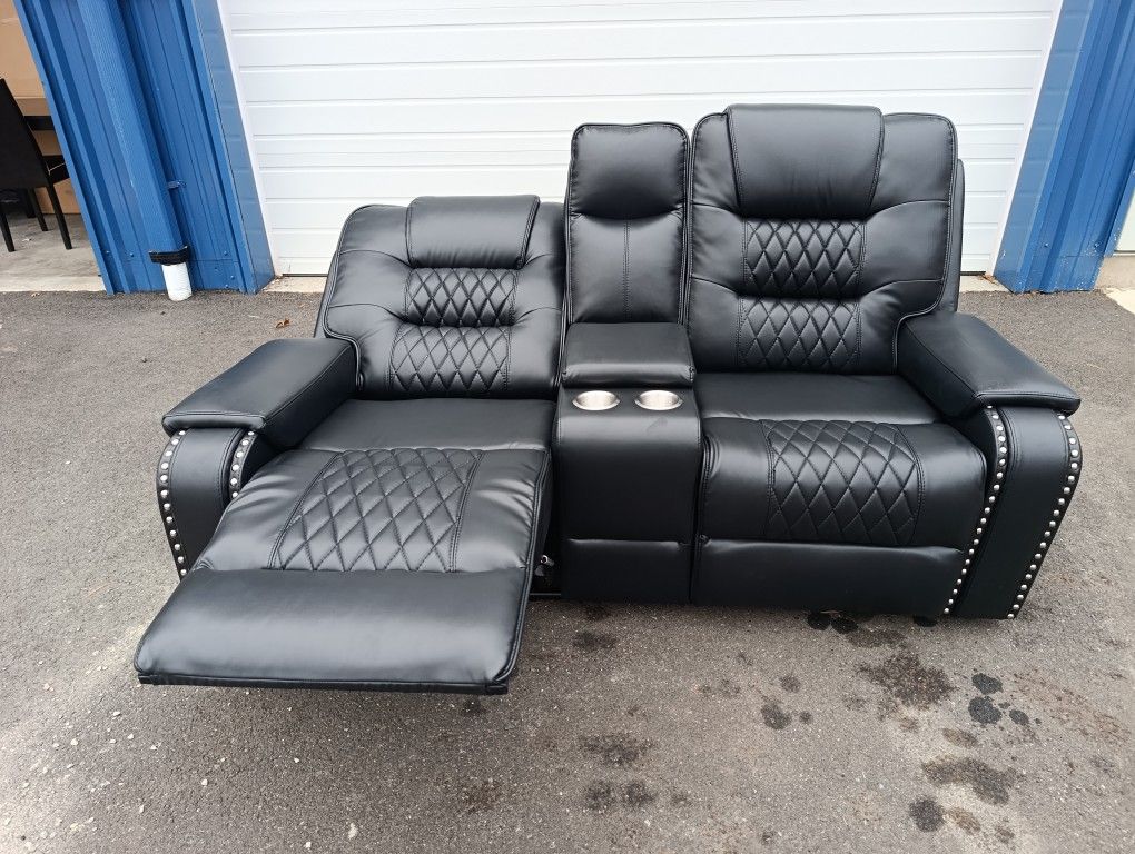 50% Off Brand New Packed In Boxes Recliner