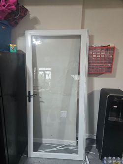 Full view storm door