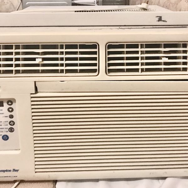 Hampton bay Window Unit Air Conditioner Keep You During 🏖 for Sale in