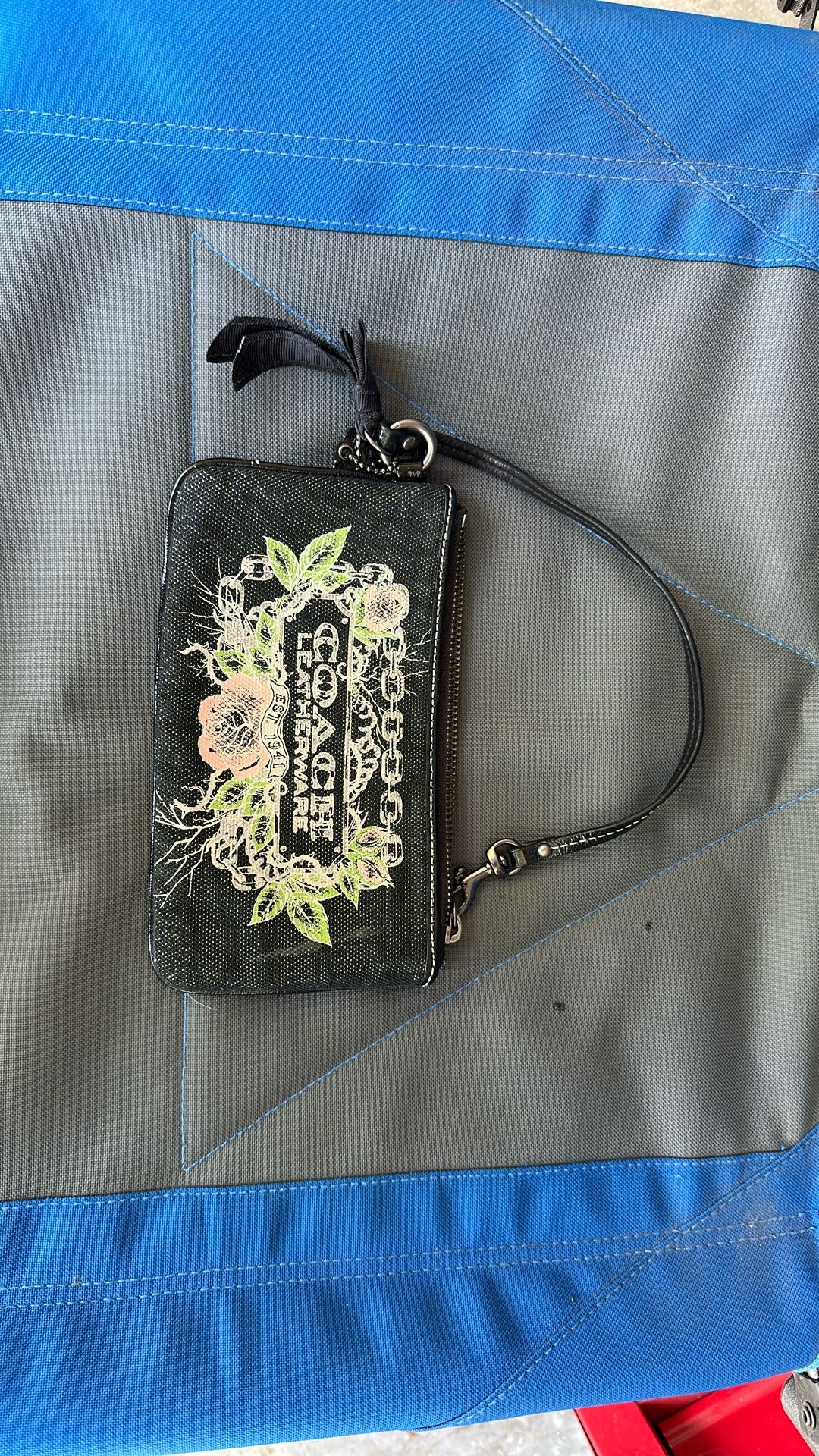 Wristlet