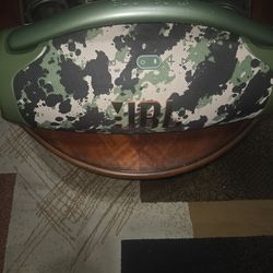 Jbl boombox 3