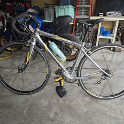 Giant OCR2 Compact Road Bike (Small)