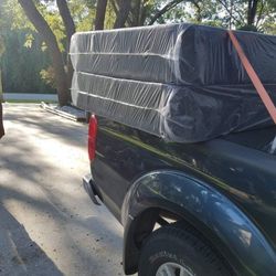 Queen size new box spring can deliver 