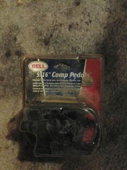 Bell 9/16" bike pedals