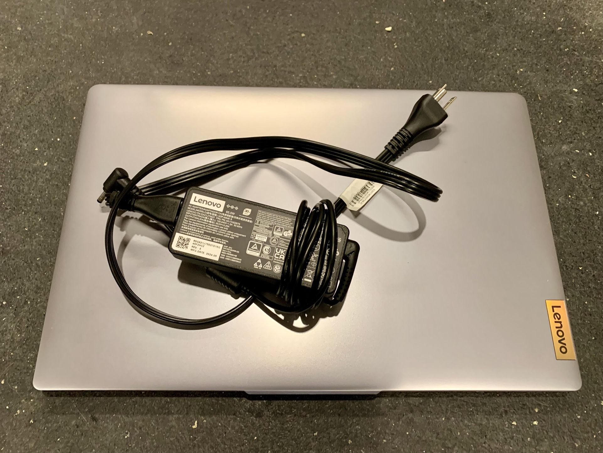 Lenovo IdeaPad Slim 3 | Ryzen 3 | 8GB RAM | SDD | Great Condition