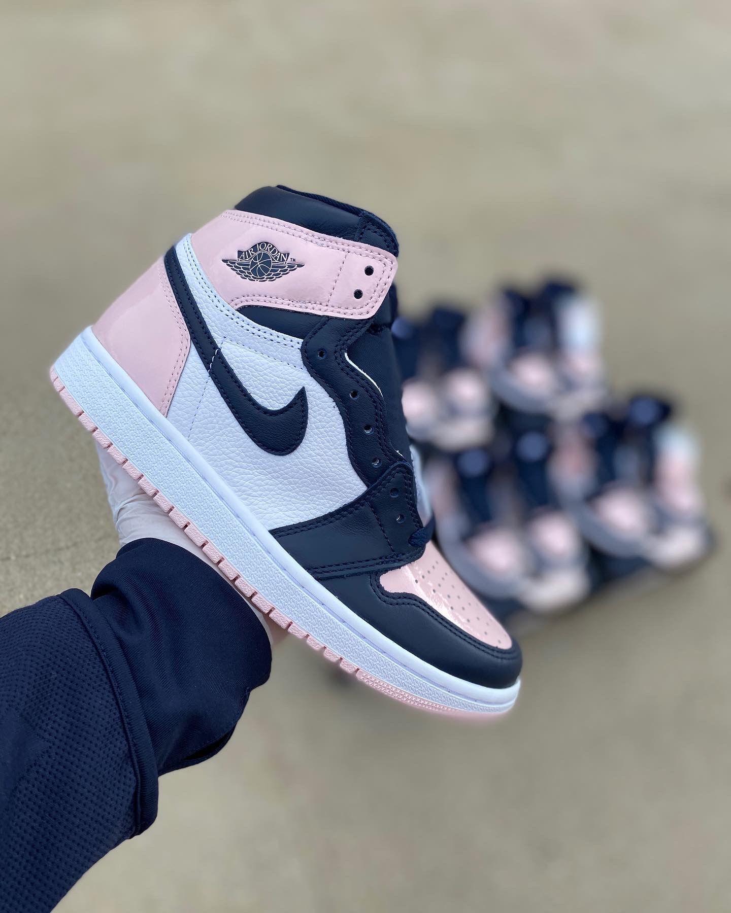 Bubble Gum Nike Jordan Womens Air Jordan Retro High Atmosphere 