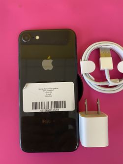 Factory unlocked apple iphone 8, store warranty