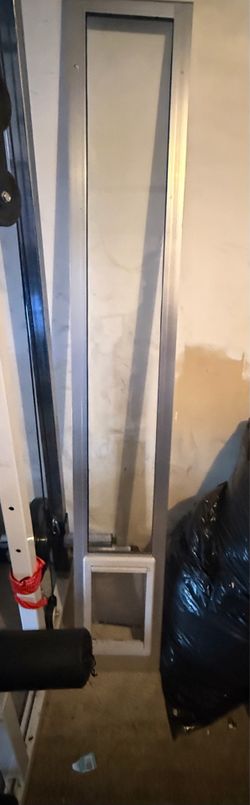 Ideal Fast Fit Patio Pet Door – Great Condition