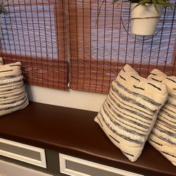 Throw Pillows (x4)