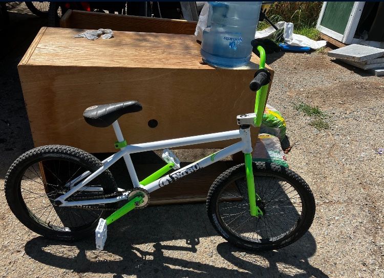 Dirt Bros Bmx Bike