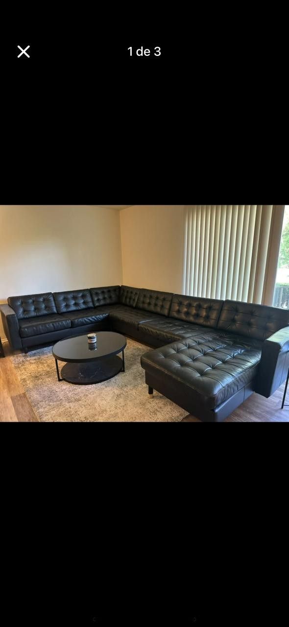 Large Black Sofa/sectional 6-8 Seat Modern & Comfy