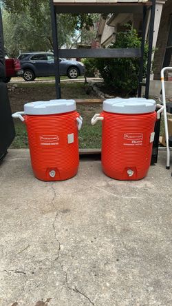 Rubbermaid Drinking Water Canister