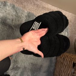 Ugg Fluff Yeah Slide 