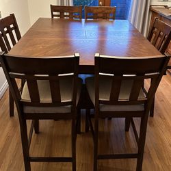 Dining Table Set w/ Built In Leaf And 6 Chairs