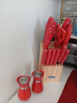 Sets of Knifes and + Salt and Pepper Set.