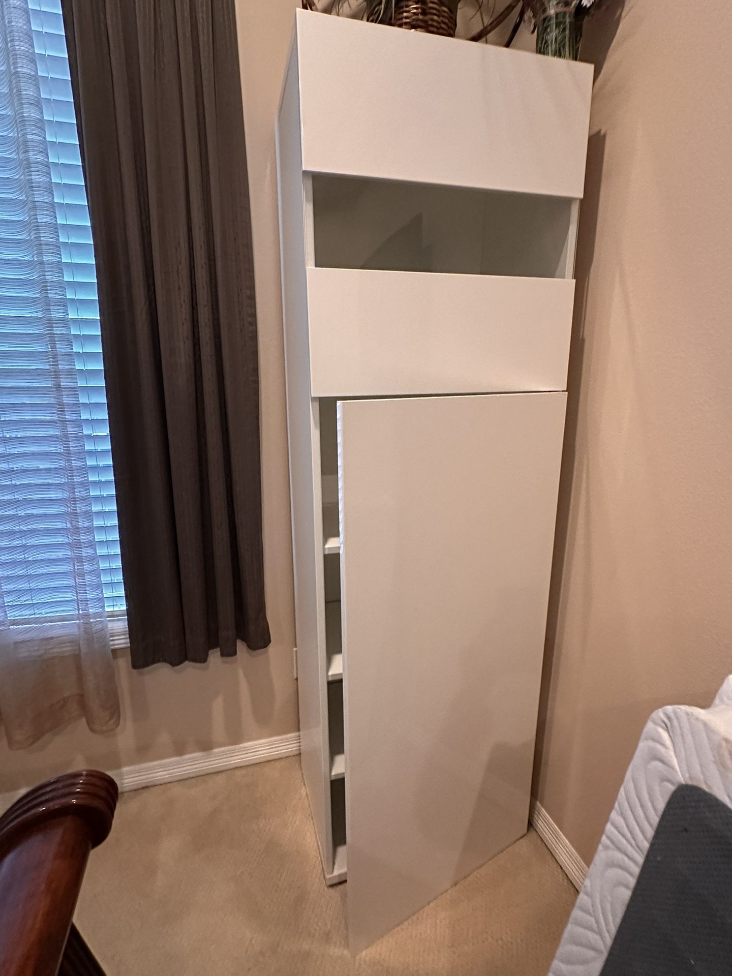White Dresser