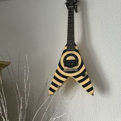 Zakk Wylde Signature Flying Vee Wee Mini Epiphone 