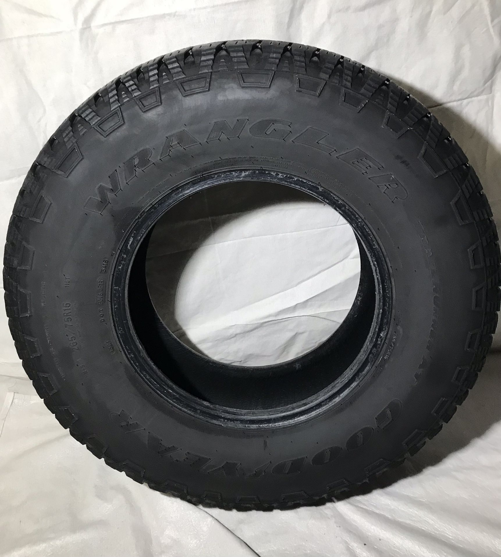 Goodyear Wrangler Trailrunner 265/75/16