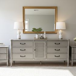 3pc  Vintage Dresser set-  delivery available 