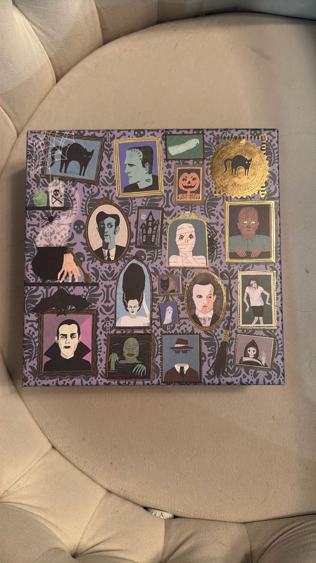 500 Piece Spooky Portraits Puzzle