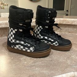 Men’s 9 Vans Snowboard Boots
