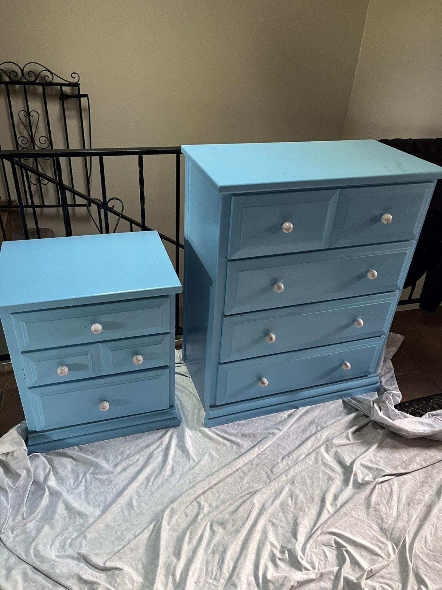 Dresser Set