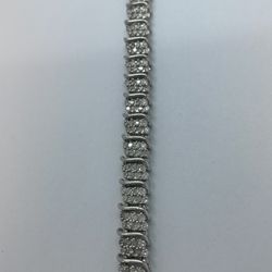 10 K White Gold Diamond Bracelet.New