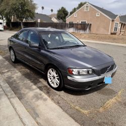 2004 Volvo S60 2.5T Great Daily 
