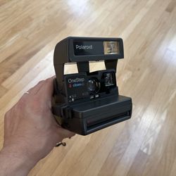 Polaroid 600 Camera