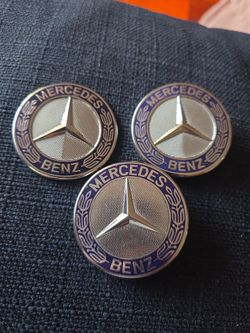 Mercedes benz oem hood emblem