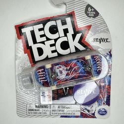 Tech Deck Revive Fingerboard – Aaron Kyro “Hill” Edition (Spin Master)