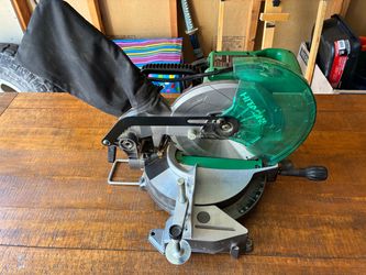 Hitachi 10’ Compound Miter Saw
