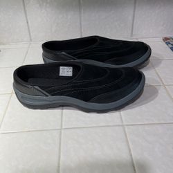 Lands End Black Slip Ons