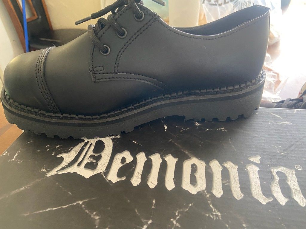 Demonin